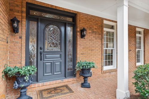 700 River Forest Dr, Marietta, GA 30068-4522