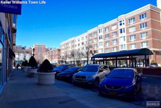 5209 City Pl, Edgewater NJ  07020-3168 exterior