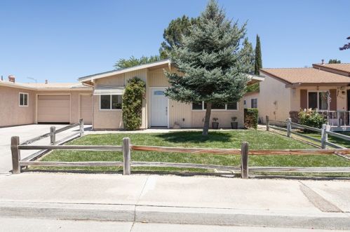 1738 Shepherd Dr, Lake Nacimiento, CA 93446-3608