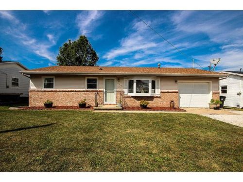 370 Cook St, Macon, IL 62544-9573