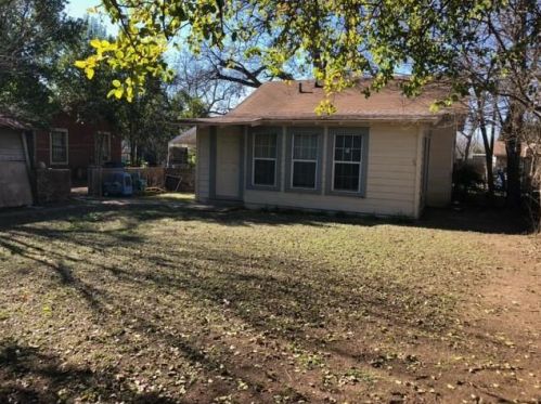 509 Allen St, Austin TX  78702-4917 exterior