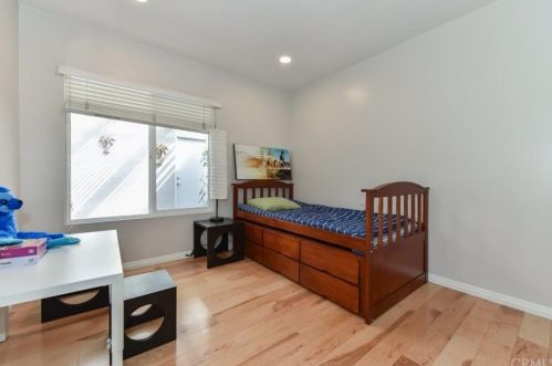 12 Campanero, Irvine CA  92620-1821 exterior