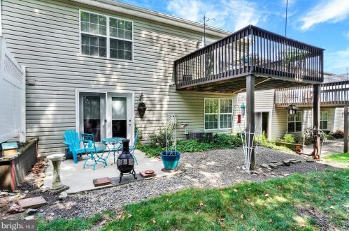 63 Hagarman Dr, York PA  17408-4549 exterior