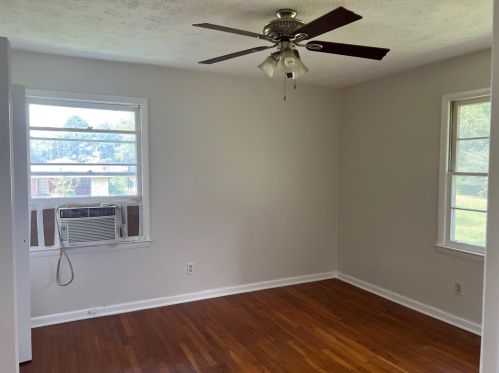 1219 Lester Rd, Conyers GA  30012-3903 exterior