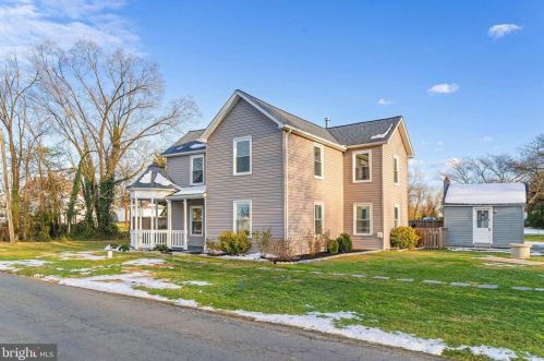 19706 Mount Dumpling Rd, Brandy, VA 22714-2239