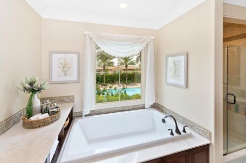 105 Coyote Brush, Irvine CA  92618-8873 exterior