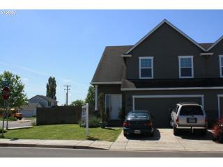 832 Erica Way, Harrisburg, OR 97446-8500