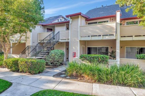 1094 Cedar Gables Dr, San Jose, CA 95118-3763