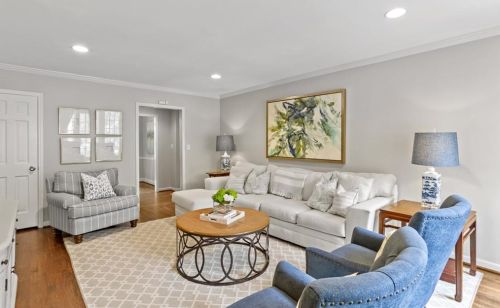 565 Mnr Rdg Dr, Atlanta GA  30305-3511 exterior
