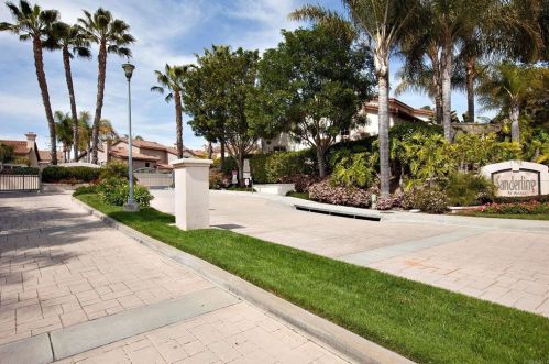 1665 Plover Ct, Carlsbad, CA 92011-5032