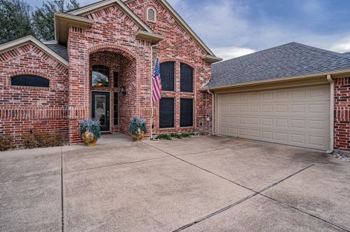 5603 Pecos Ct, Granbury, TX 76049-5273