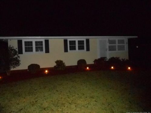 1402 Vance Dr, Lumberton, NC 28358-4263