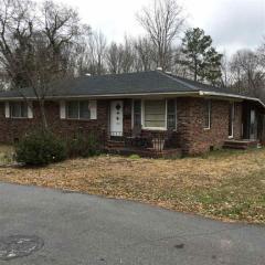 106 Clinkscales St, Belton, SC 29627-2012
