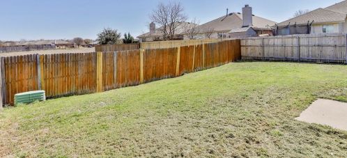 8232 Rnch Hand Trl, Fort Worth TX  76131-5365 exterior