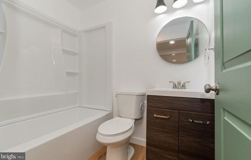 211 York Rd, Carlisle PA  17013-3154 exterior