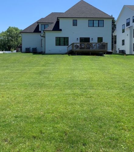 516 64th St, Willowbrook IL  60527-1812 exterior