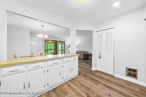 23 Manchester Ct, Tinton Falls NJ 07701-5490 exterior