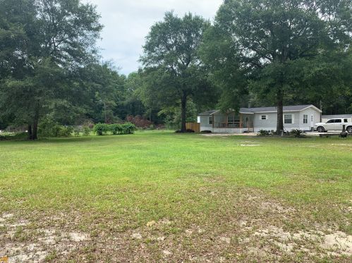 264 Clint Johnson Rd, Baxley, GA 31513-3929