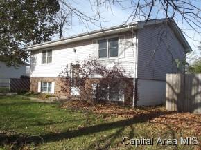 2269 Watch Ave, Springfield, IL 62702-3154