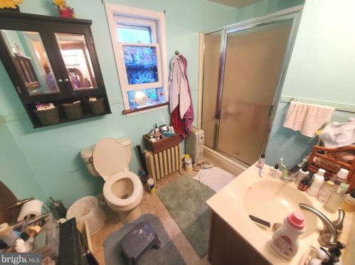 242 4 St, Bangor PA 18013-1816 exterior