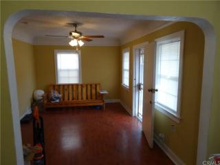 230 86th Pl, Los Angeles, CA 90003-3308