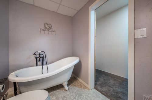 1212 Saddle Ridge Ln, Pueblo CO  81007-3905 exterior