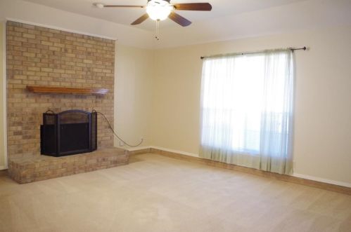 5715 Ridgerock Rd, Fort Worth TX  76132-2548 exterior