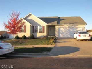 407 Coventry Ln, Mackinaw, IL 61755-8805