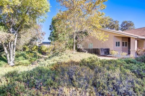 801 Turtle Creek Rd, Lake Nacimiento, CA 93446-3664