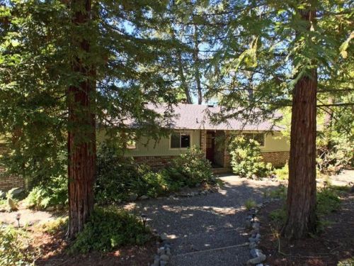 1821 Deerwood Dr, Ukiah, CA 95482-3615