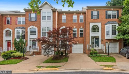 11515 Wild Hawthorn Ct, Herndon, VA 20194-1023