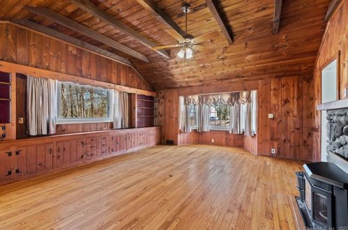 310 Main St, Bethlehem, CT 06751-1403