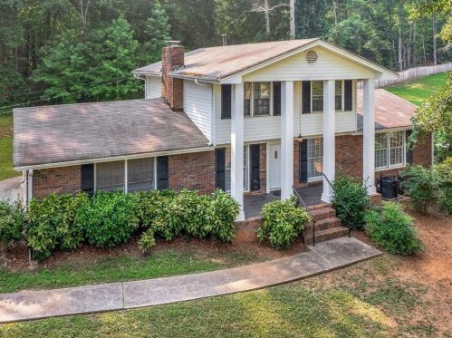 4242 Panola Rd, Lithonia, GA 30038-3833