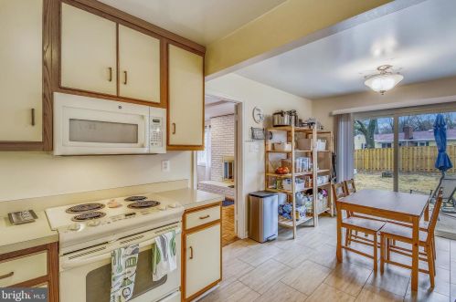 2800 Bel Pre Rd, Silver Spring MD 20906-2316 exterior