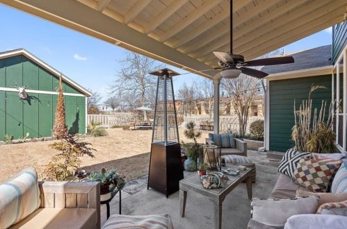 2341 Herzog, Uhland TX 78640-6121 exterior