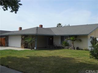 9835 Mcnicholl Dr, Riverside CA  92503-5521 exterior
