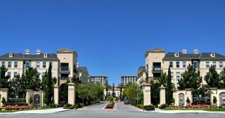 1 Watermarke Pl, Irvine CA  92612-1681 exterior