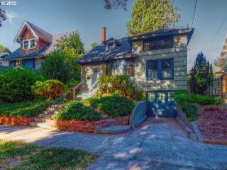 2215 18th Ave, Portland, OR 97212-4612