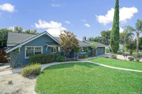 6337 Westview Dr, Riverside CA  92506-5325 exterior