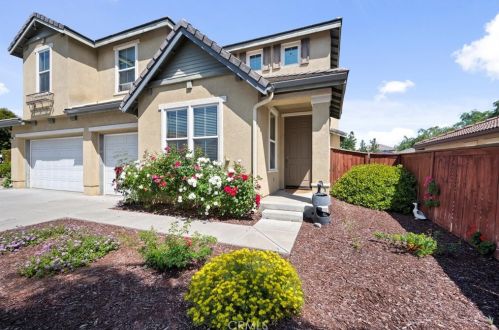 35968 Frederick St, Wildomar, CA 92595-8037