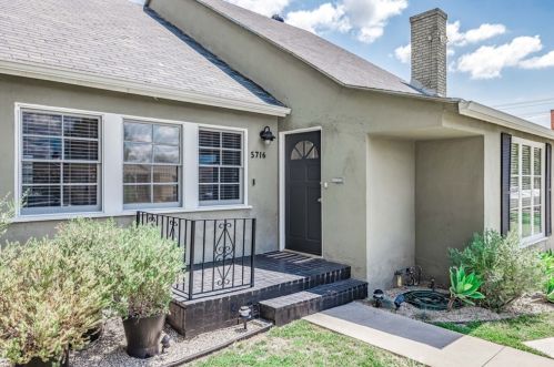 5716 Costello Ave, Van Nuys, CA 91401-4328