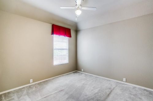 337 Touchdown Dr, Irving TX exterior