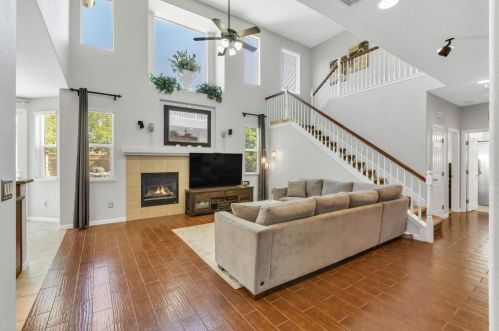 8479 Modena Way, Elk Grove, CA 95624-4544
