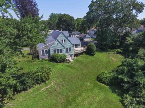 2 Wickapecko Dr, Tinton Falls NJ  07712-4137 exterior