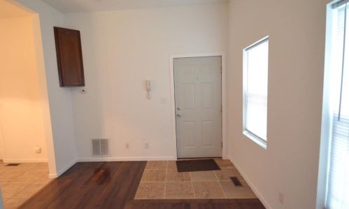 357 Greenwich St, Valpo IN  46383-6529 exterior
