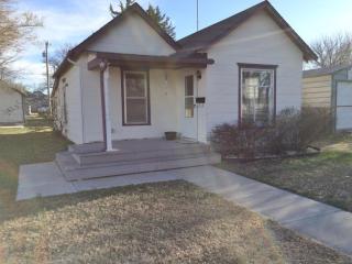 202 10th St, Ellis, KS 67637-1641