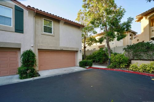 6101 Paseo Granito, Carlsbad, CA 92009-2271