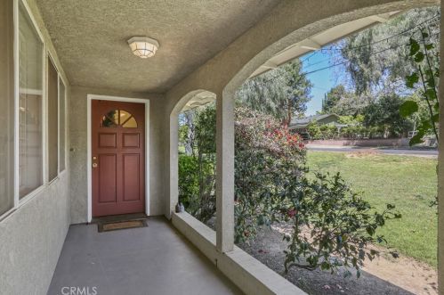 1995 Rincon Ave, Riverside CA  92506-1629 exterior