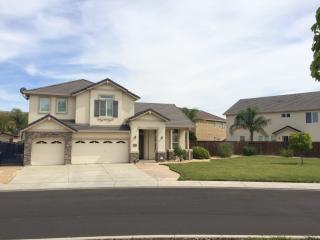 1754 Buena Vista Dr, Manteca, CA 95337-8610