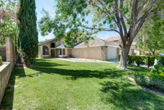 43203 32nd St, Lancaster, CA 93535-4926